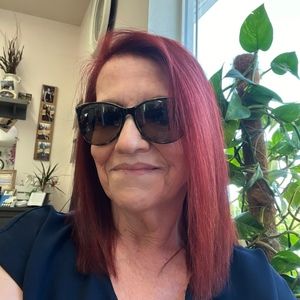 Meet your Posher, Charlotte